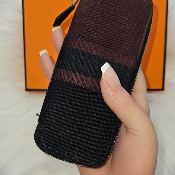 Hermès  Fourre Tout PM Wallet - Picture 3 of 14